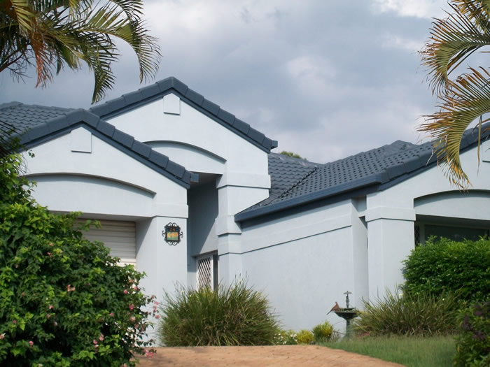 Roof Cleaning in Tweed Heads: Protect Your Roof from Moss, Mould & Salt Damage